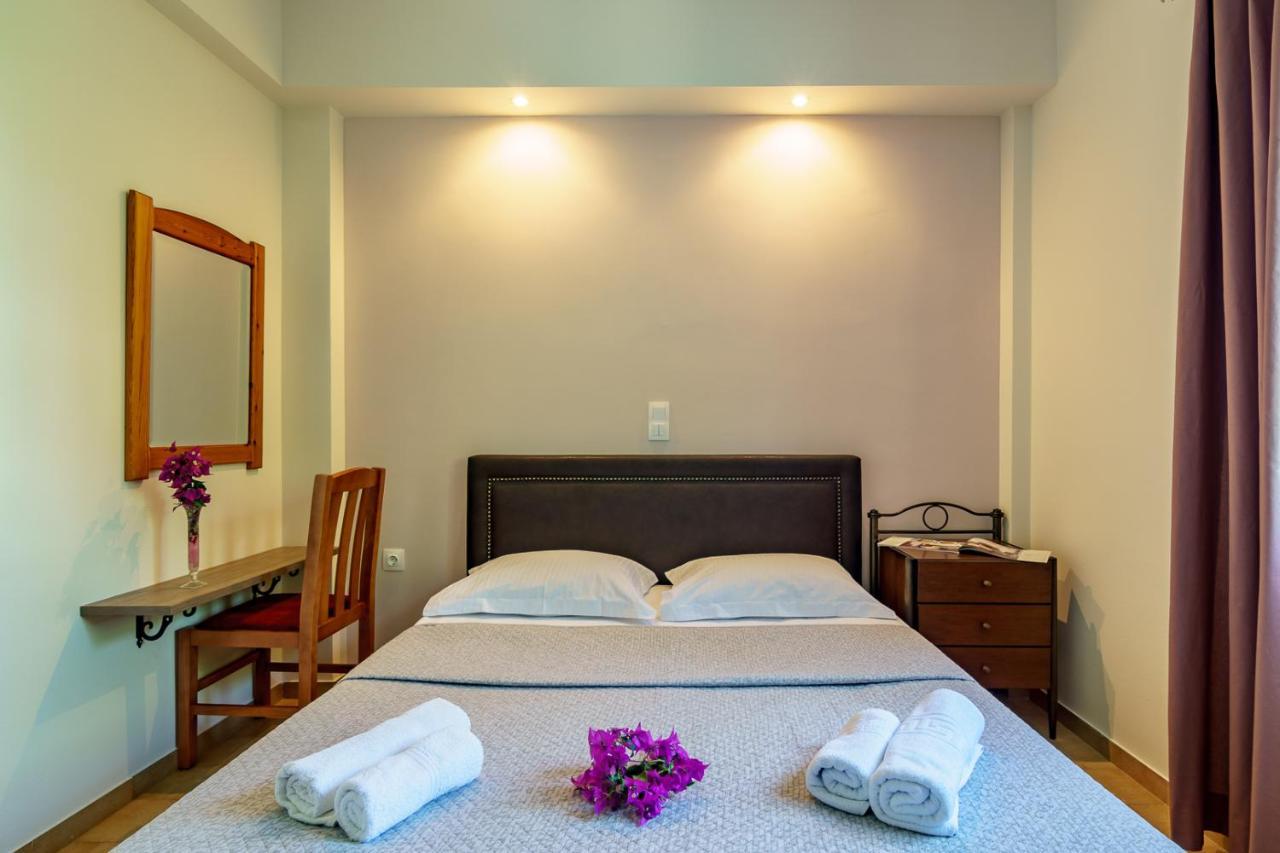 Irini Studios İskiri Dış mekan fotoğraf