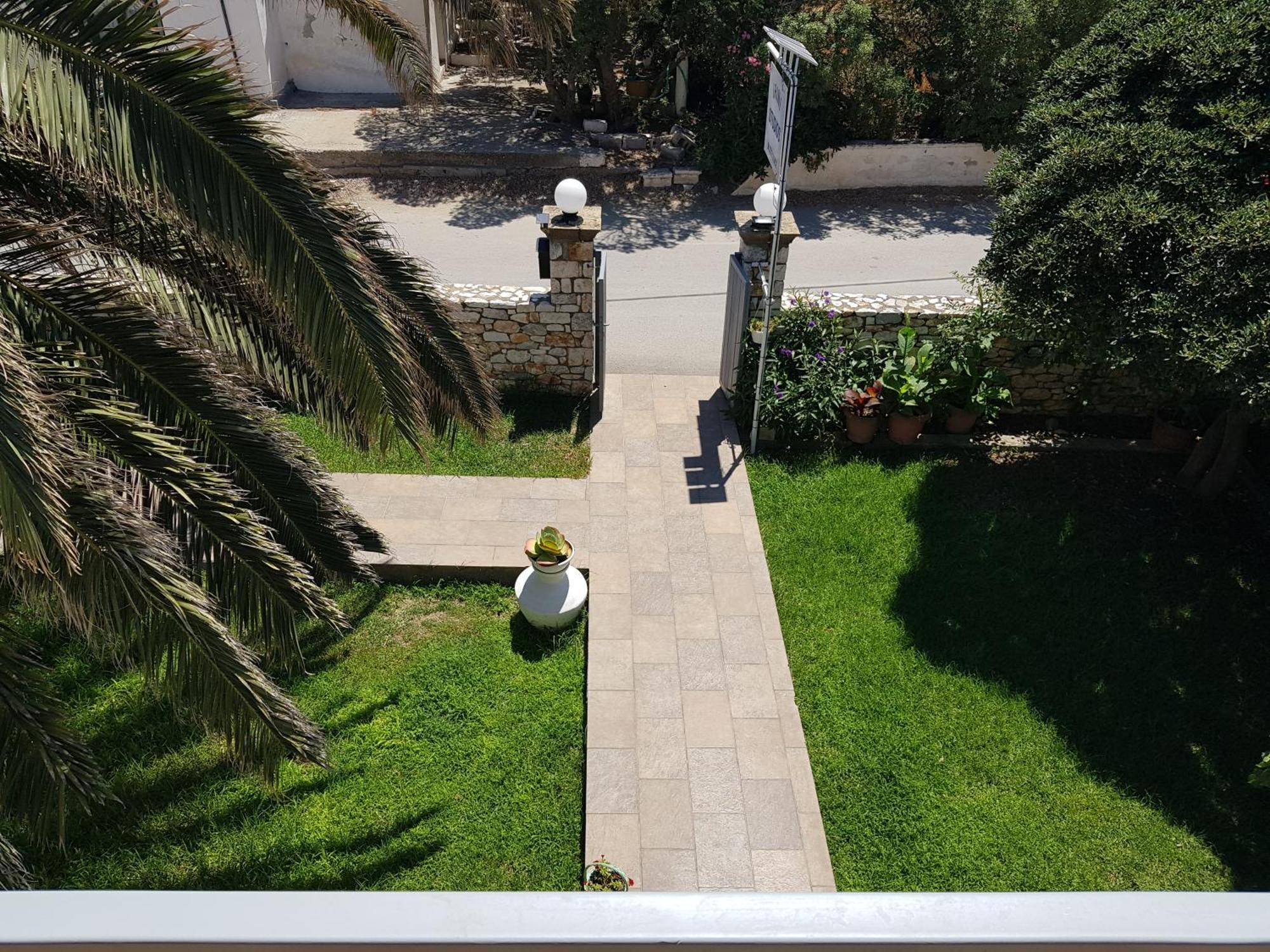 Irini Studios İskiri Dış mekan fotoğraf