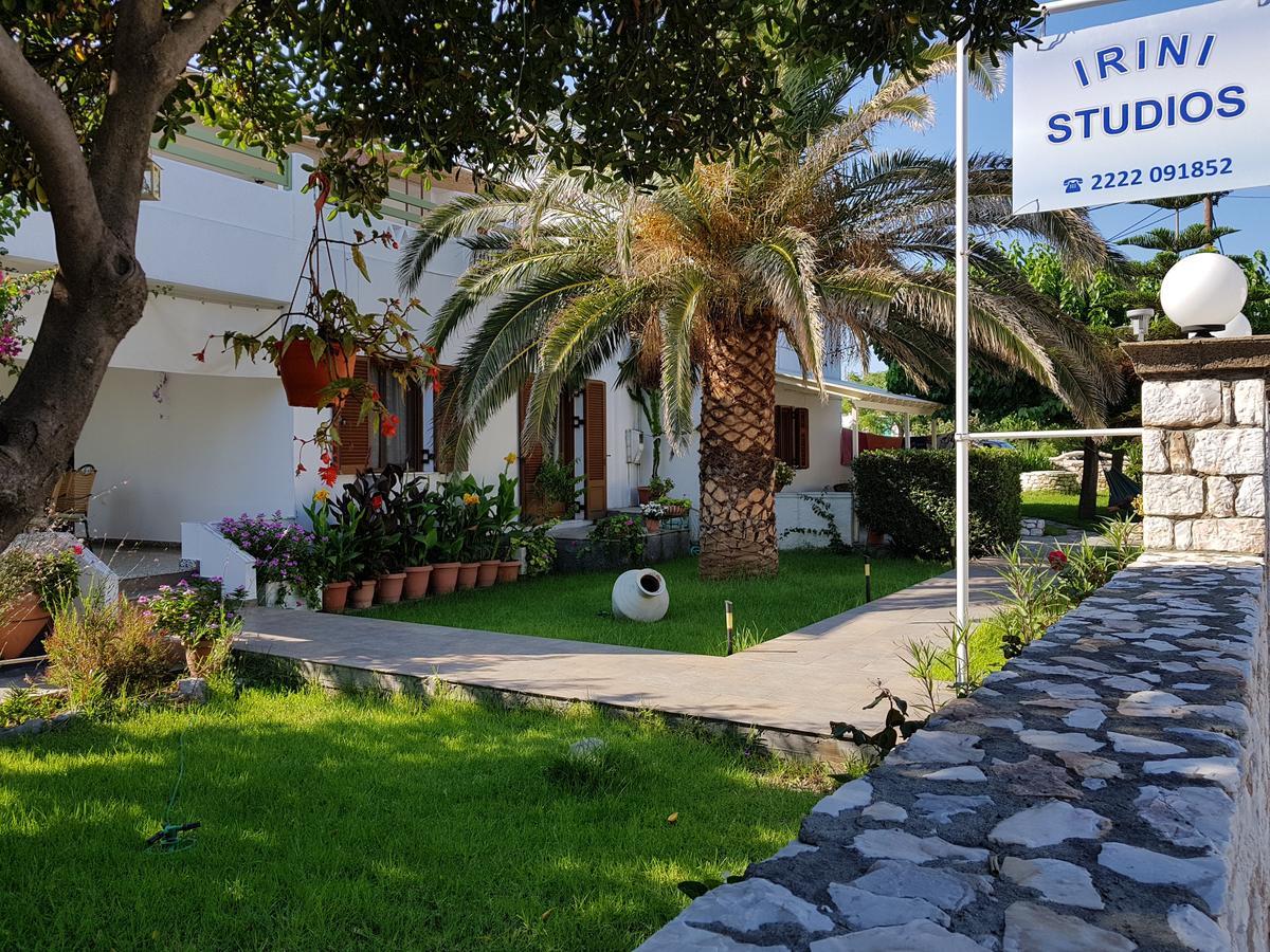 Irini Studios İskiri Dış mekan fotoğraf